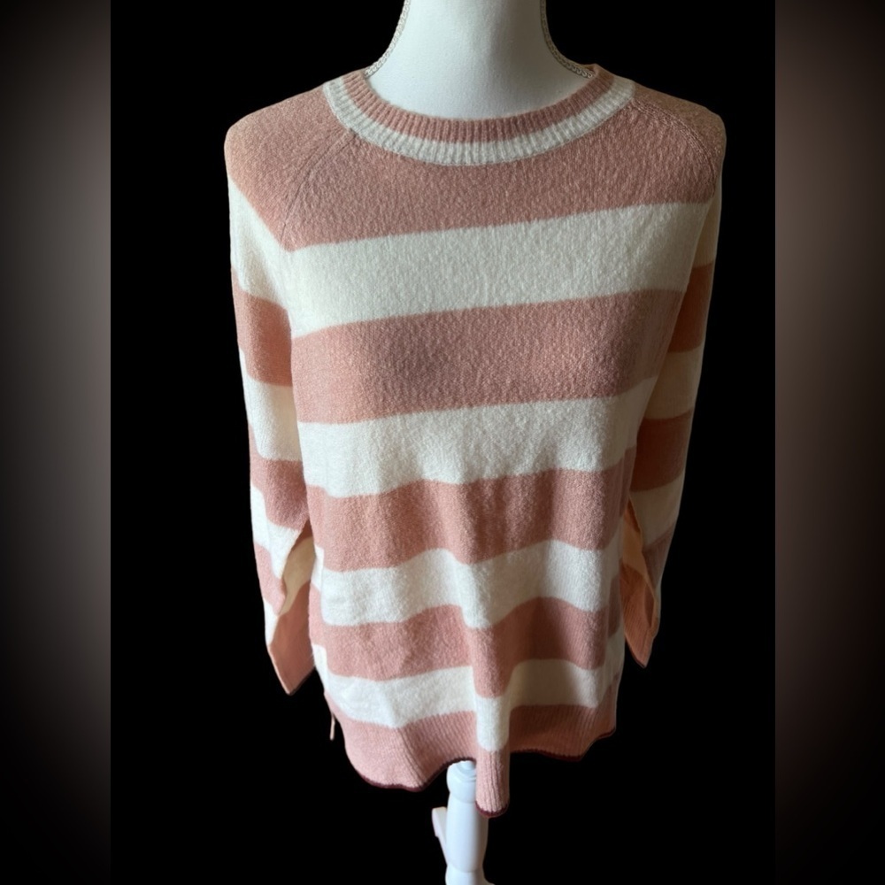 Lush Pink and White Wide Stripe Crewneck Long Sleeve Knit‎ Sweater